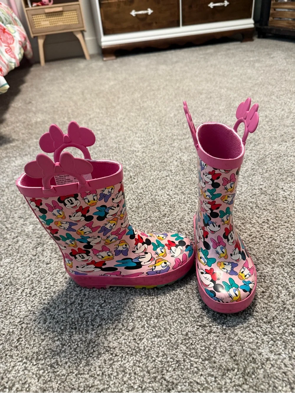 Girl’s Minnie Mouse Rain Boots